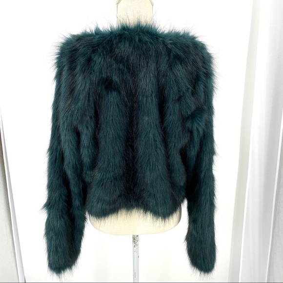 Free People green faux fur crop jacket S/P - Picture 5 of 16